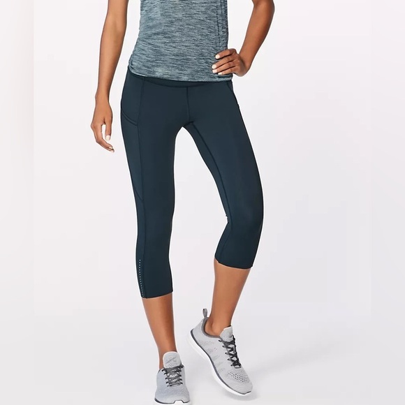 Lululemon Fast and Free High-Rise Crop 19” *7 Pocket Capris Sz 6 - Picture 2 of 11